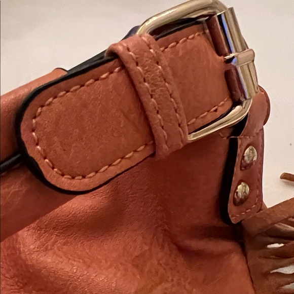 Fringe Leather Shoulder Bag - Picture 10 of 13